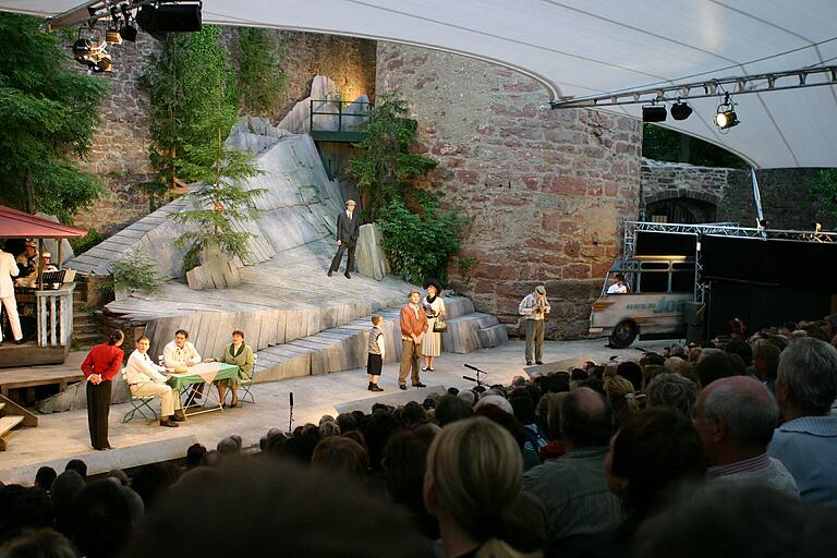 Ein Bild von den Scherenburgfestspielen 2004. Ein Bild von den Scherenburgfestspielen 2004.