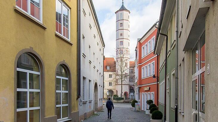 Der Schrotturm ist das Wahrzeichen des ersten Gewerbegebietes der Stadt. Der Schrotturm ist das Wahrzeichen des ersten Gewerbegebietes der Stadt.
