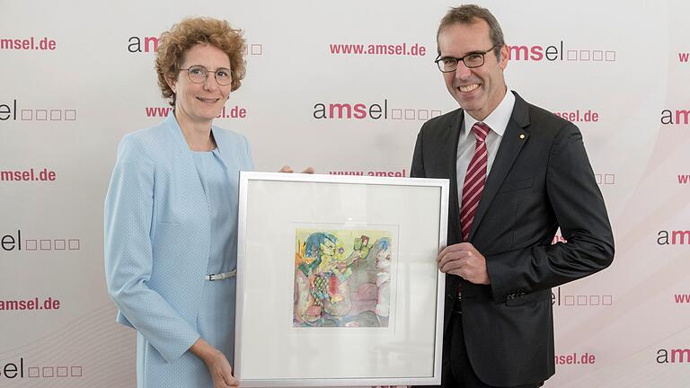 Preisträger des Medienpreises Professor Mathias Mäurer mit Laudatorin Dr. Daniela Späth-Zöllner