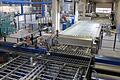Das hochmoderne Bohr- und Fräszentrum der Semcoglas Glastechnik GmbH in Sennfeld.