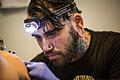 Bei der Tattoo Convention in Lohr können sich Besucher auch gleich vor Ort tätowieren lassen. Für alle anderen gibt es so oder so viel zu sehen (Archivbild von der Tattoo Convention Karbach 2014).