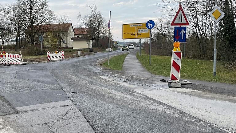 Vom 31. März bis zum 7. April wird  keine Durchfahrt von der Bad Neustädter Bahnhofstraße in Richtung Kreisel und umgekehrt möglich sein.