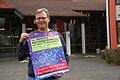 Studiendirektor Thomas Burkard mit einem Plakat zum Berufsinformationstag am am Sonntag, 17. März 2024.       -  Studiendirektor Thomas Burkard mit einem Plakat zum Berufsinformationstag am am Sonntag, 17. März 2024.