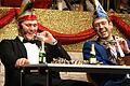 Kiffen im Karneval ist künftig legal: Ingo Haag und Alexander Schäfer beim Praxistest.