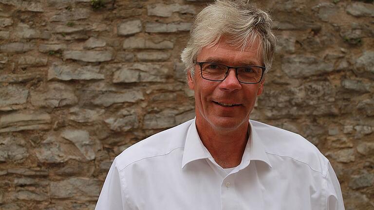 Vorfreude wächst: Horst Masuch vom Schweinfurter Ruder-Club hat als Koordinator alle Hände voll zu tun.