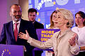 Europawahl - Belgien.jpeg       -  Partystimmung bei der Europäischen Volkspartei (EVP) in Brüssel: Die Spitzenkandidatin für die Europäische Kommission, Amtsinhaberin Ursula von der Leyen und EVP-Chef Manfred Weber lassen sich für den Wahlsieg feiern.