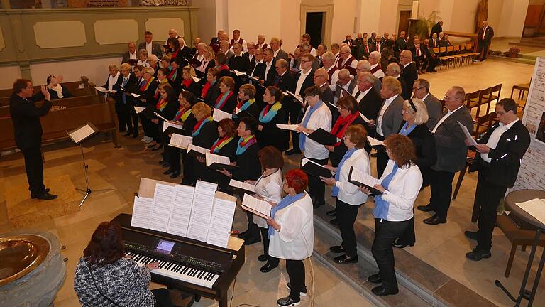 Konzert der Sängergruppe in der evangelischen Stadtkirche