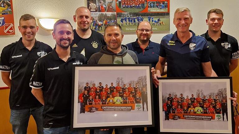 Tschüss Trainer heißt es bei der SG Unterweißenbrunn/Frankenheim (von links): Thomas Voll, Dominik Becker, Michael Sitzmann, Karsten Schilling, Burkhard Hergenhan, Rüdiger Arnold und Lukas Kleinhenz.