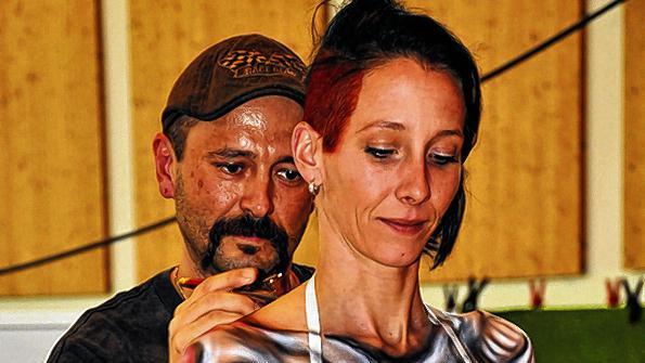 Bodypainting-Show: Michael Säufer und sein Model Jasmin.