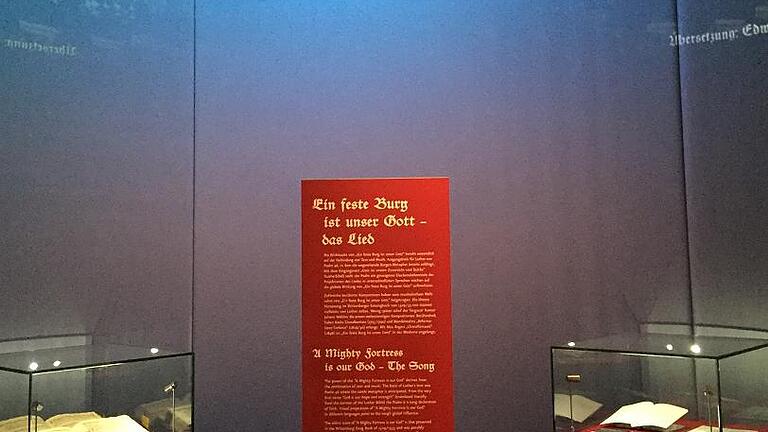 Optisch ansprechend aufbereitet: Die Sonderausstellung „Ein feste Burg ist unser Gott – Luther und die Burgen“ ist noch bis zum 5. November im Burgenmuseum zu sehen. Optisch ansprechend aufbereitet: Die Sonderausstellung „Ein feste Burg ist unser Gott – Luther und die Burgen“ ist noch bis zum 5. November im Burgenmuseum zu sehen.