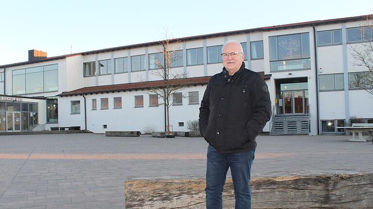 Verbesserungen an der Grundschule gehören zu den Projekten, die 2024 geplant sind, so Oberschwarzachs Bürgermeister Manfred Schötz. Verbesserungen an der Grundschule gehören zu den Projekten, die 2024 geplant sind, so Oberschwarzachs Bürgermeister Manfred Schötz.