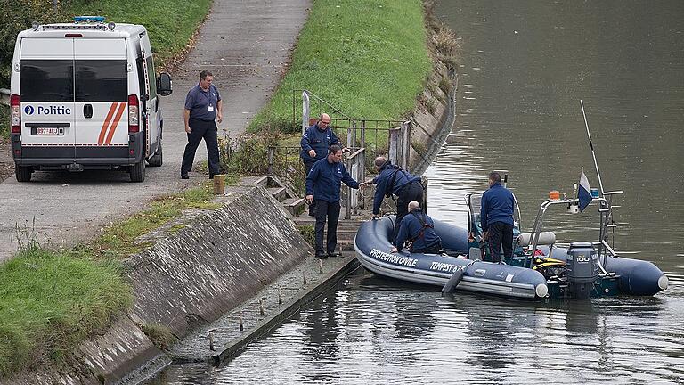Neue Hinweise zu «Killern von Brabant»       -  Gut 30 Jahre nach einer Mordserie sind in Belgien mögliche neue Hinweise aufgetaucht. In dem Kanal Brüssel-Charleroi wurden zwei Kisten mit Waffen und Munition entdeckt.