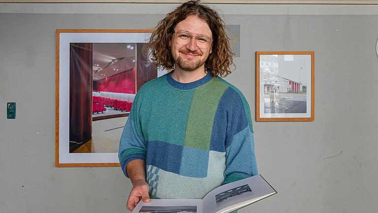 Michael Romstöck hat die Konversion der Ledward-Kaserne zwischen 2014 und 2017 mit über 80 Fotografien im Rahmen seiner Bachelorarbeit dokumentiert. Ein Teil wurde beim Festakt in einer Ausstellung gezeigt. Michael Romstöck hat die Konversion der Ledward-Kaserne zwischen 2014 und 2017 mit über 80 Fotografien im Rahmen seiner Bachelorarbeit dokumentiert. Ein Teil wurde beim Festakt in einer Ausstellung gezeigt. 
