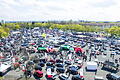 Alljährlich ein Besuchermagnet: So sah es vor der Corona-Pandemie im Frühjahr auf dem Volksfestplatz aus, wenn der Verein 'Auto-Freizeit-Sport' zu seiner Automobilausstellung einlud. 2019 fand die letzte Veranstaltung statt, wie es weitergeht entscheiden die Händler und Mitglieder im Oktober.