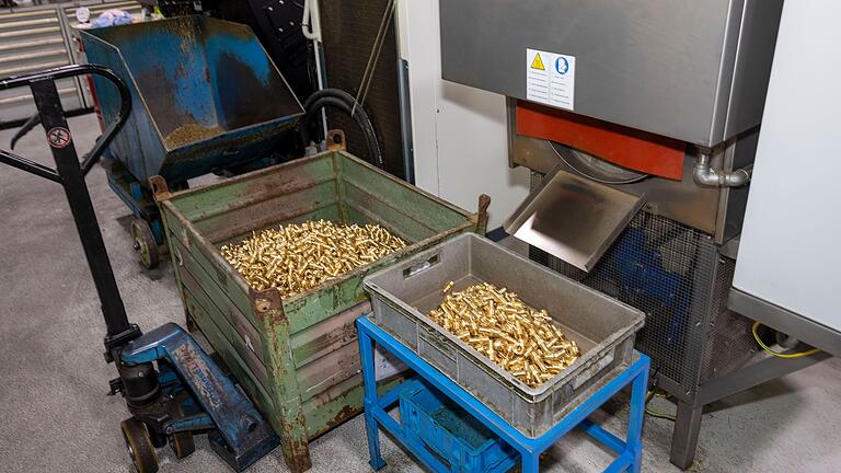 Seit 32 Jahren produziert Uponor im Landkreis Haßberge. Seitdem sind hier mehr als eine Milliarde Fittinge vom Band gelaufen. Seit 32 Jahren produziert Uponor im Landkreis Haßberge. Seitdem sind hier mehr als eine Milliarde Fittinge vom Band gelaufen.
