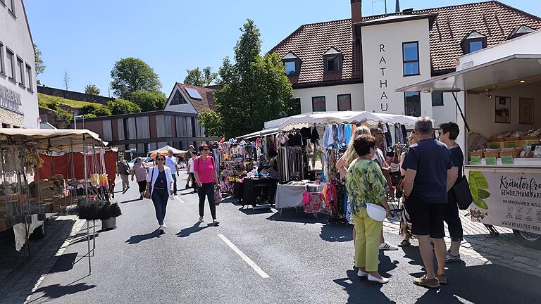 Das diesjährige Marktfest in Burkardroth findet am Sonntag, 1. Juni 2025 statt. - Das diesjährige Marktfest in Burkardroth findet am Sonntag, 1. Juni 2025 statt. Das diesjährige Marktfest in Burkardroth findet am Sonntag, 1. Juni 2025 statt. - Das diesjährige Marktfest in Burkardroth findet am Sonntag, 1. Juni 2025 statt.