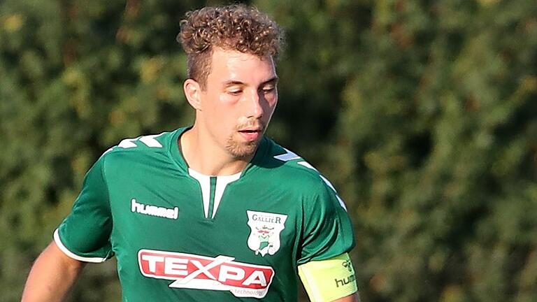 Xaver Müller, der Kapitän des TSV Großbardorf aus der Fußball-Bayernliga Nord, ist die Lage seines Klubs im Abstiegskampf brisant.