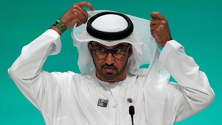 Sorgte aufgrund seiner Rolle als Geschäftsführer einer staatlichen Ölgesellschaft im Vorfeld der Weltklimakonferenz in Dubai für Kritik: Präsident Sultan al-Dschaber von den Vereinigten Arabischen Emiraten. Sorgte aufgrund seiner Rolle als Geschäftsführer einer staatlichen Ölgesellschaft im Vorfeld der Weltklimakonferenz in Dubai für Kritik: Präsident Sultan al-Dschaber von den Vereinigten Arabischen Emiraten.