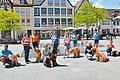 Nach bestandener Kombiprüfung gab es für die Hunde ein Halstuch mit der Aufschrift 'Azubi' und für den Besitzer oder die Besitzerin eine Urkunde.       -  Nach bestandener Kombiprüfung gab es für die Hunde ein Halstuch mit der Aufschrift 'Azubi' und für den Besitzer oder die Besitzerin eine Urkunde.
