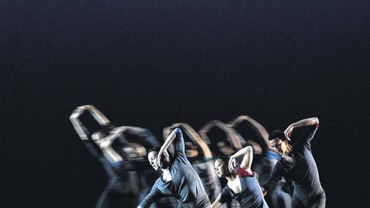 Einzigartig: Die Limón Dance Company aus New York gab in Schweinfurt die Premiere für ihre Europa-Tournee. Einzigartig: Die Limón Dance Company aus New York gab in Schweinfurt die Premiere für ihre Europa-Tournee.