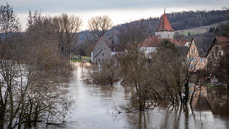 Der Wasserstand des Mains bei Winterhausen (Lkr. Würzburg) erreichte am 27. Dezember seinen Scheitelpunkt.&nbsp;