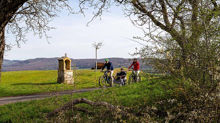 Eine Radtour mit der ganzen Familie macht so richtig Spaß.