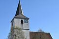 Weithin sichtbar ist die Uhr am Kirchturm der Oberickelsheimer Kirche. Die ist derzeit defekt. Die Gemeinde beteiligt sich zur Hälfte an den Reparaturkosten.