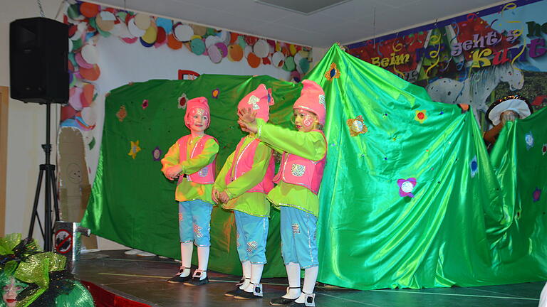 Fasching Poppenlauer - Minigarde Pilze Fasching Poppenlauer - Minigarde Pilze