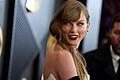 Taylor Swift       -  Superstar Taylor Swift neckt auf Instagram ihre Freunde Ryan Reynolds und Blake Lively.