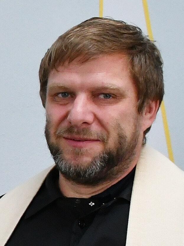 Der evangelische Pfarrer Michael Schlauraff aus Bibra war vor 30 Jahren an der kirchlichen Hochschule in Naumburg. Dort feierte man die Einführung der D-Mark beim Sommerfest. Der evangelische Pfarrer Michael Schlauraff aus Bibra war vor 30 Jahren an der kirchlichen Hochschule in Naumburg. Dort feierte man die Einführung der D-Mark beim Sommerfest.