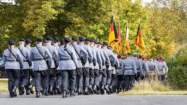 Der Krieg in der Ukraine hat auch Auswirkungen auf die Soldatinnen und Soldaten in Unterfranken - hier ein Archivbild aus der Balthasar-Neumann-Kaserne in Veitshöchheim (Lkr. Würzburg).