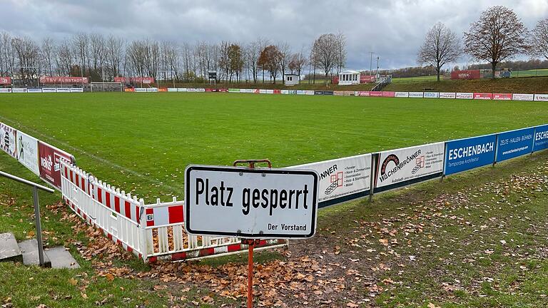 Platz gesperrt: Das Regionalliga-Derby zwischen Aubstadt und den Würzburger Kickers kann nicht stattfinden. - Platz gesperrt: Das Regionalliga-Derby zwischen Aubstadt und den Würzburger Kickers kann nicht stattfinden. Platz gesperrt: Das Regionalliga-Derby zwischen Aubstadt und den Würzburger Kickers kann nicht stattfinden. - Platz gesperrt: Das Regionalliga-Derby zwischen Aubstadt und den Würzburger Kickers kann nicht stattfinden.