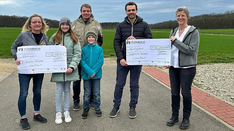 Freuten sich gemeinsam über die Spenden (von links): Kerstin Sommer-Voit, Sina Kerzinger, Alexander Kerzinger, Hannes Kerzinger, Matthias Karbacher und Almut Jährling.