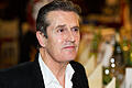 Britischer Filmstar Rupert Everett beginnt Dreh in Franken       -  ARCHIV - Der britische Schauspieler Rupert Everett posiert am 10.11.2015 bei der traditionellen Weihnachtsausstellung auf Gut Aiderbichl in Henndorf bei Salzburg (Österreich). Foto: Christina Sabrowsky/dpa (zu dpa 'Britischer Filmstar Rupert Everett beginnt Dreh in Franken' vom 22.09.2016) +++(c) dpa - Bildfunk+++