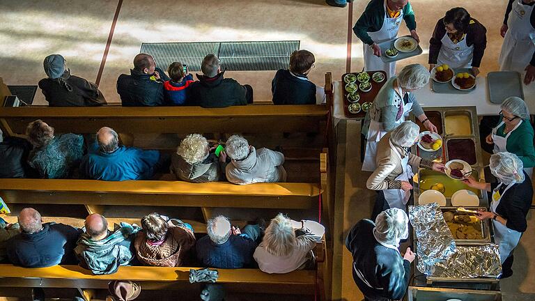 Am Sonntag, 26. Januar, startet in St. Johannis in Schweinfurt wieder die Vesperkirche. Am Sonntag, 26. Januar, startet in St. Johannis in Schweinfurt wieder die Vesperkirche. 