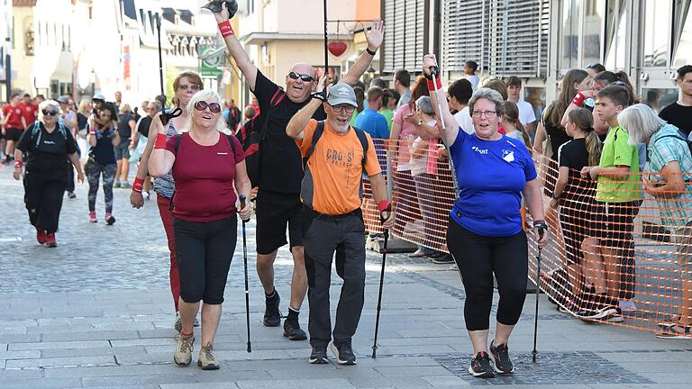 Sparkassen-Stadtlauf von Bad Neustadt: Beim Wellness-Run machten alle Altersgruppen mit.