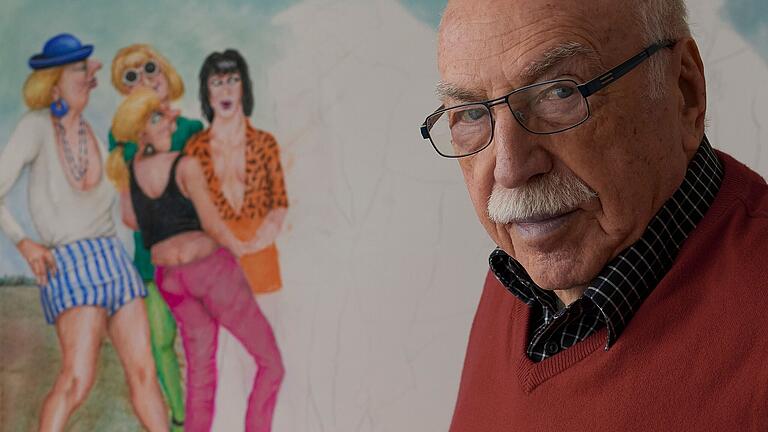 Armin Gehret, der heuer 100 Jahre alt geworden wäre, mit einer seiner Karikaturen. Armin Gehret, der heuer 100 Jahre alt geworden wäre, mit einer seiner Karikaturen.