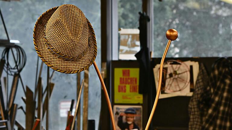 Ein Blick in die Ausstellung. Ein Blick in die Ausstellung.