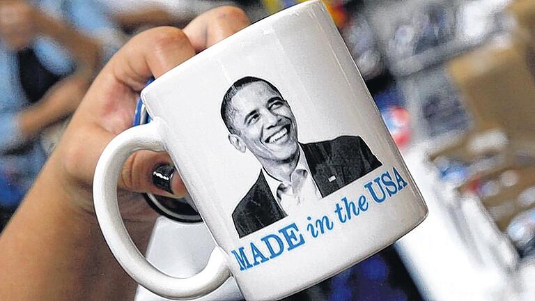 Ein Souvenir vom Parteitag der Demokraten: US-Präsident Barack Obama ist, verewigt auf einer Kaffeetasse, in Charlotte käuflich zu erwerben. Ein Souvenir vom Parteitag der Demokraten: US-Präsident Barack Obama ist, verewigt auf einer Kaffeetasse, in Charlotte käuflich zu erwerben.