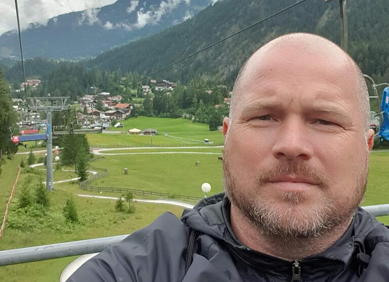 Heute ist Matthias Gerhardt gerne auch mal in den Bergen unterwegs.