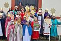 Die Sternsinger aus Hafenlohr und Bergrothenfels. Auf dem Bild zu sehen sind Leopold, Konstantin, Lina, Jule, Helena, Tom, Maximilian, Luis, Leo, Ida, Emily, Hannah, Sophie, Béla, Sophia, Emma, Romy, Marie, Annika, Lotta, Elsa, Hanna, Klara, Emmi, Leonie und Fabienne.