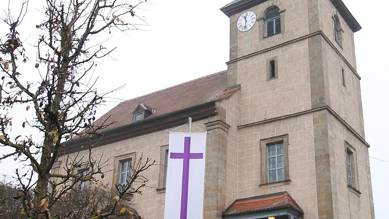 Im Jahre 1722 wurde die Dreifaltigkeitskirche in Hafenpreppach eingeweiht.