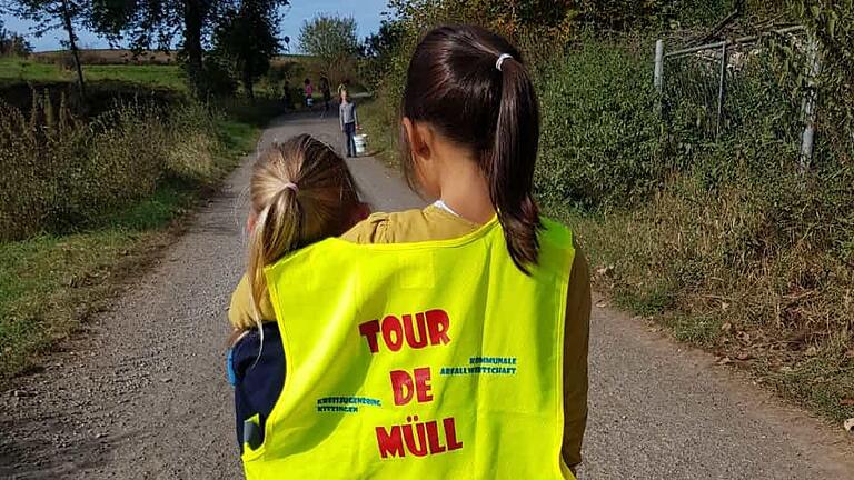 Auch die Jugendarbeit der Stadt Dettelbach nahm an der „Tour de Müll“ teil. Auch die Jugendarbeit der Stadt Dettelbach nahm an der „Tour de Müll“ teil.