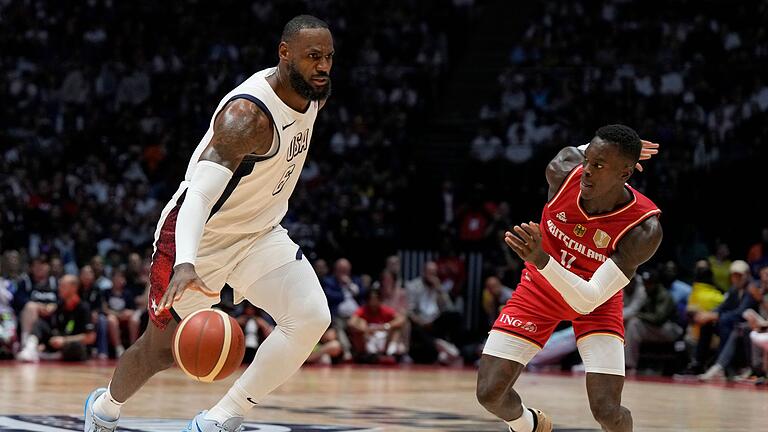 Basketball: Länderspiel USA - Deutschland - LeBron James prägt das Spiel der USA auch mit 39. Basketball: Länderspiel USA - Deutschland - LeBron James prägt das Spiel der USA auch mit 39.