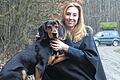Anna Stolz: Sie kandidiert als Bürgermeisterin für Arnstein. Hier ist sie unterwegs mit Hund Willi, einer österreichischen Bracke.