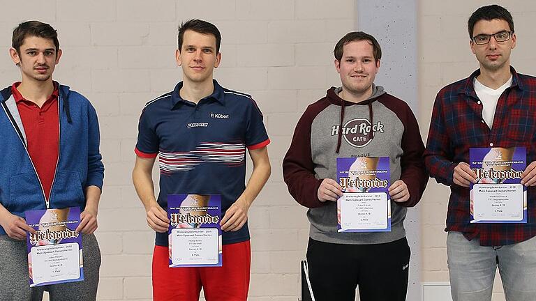 Die ersten vier in der Klasse Herren A/B: (von links) 1. Albert Wiesner (TV Marktheidenfeld), 4. Philipp Kübert (TSV Karlstadt), 2. Tobias Ullrich (TV Mittelsinn), 3. Matthias Groetsch (TSV Langenprozelten).