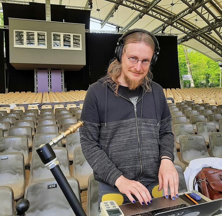 An die 30 neue Kompositionen hat der musikalische Leiter Christian Stapff für die Sömmersdorfer Passion geschrieben.