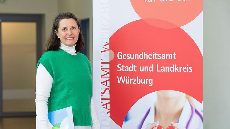 Dr. Barbara Finkenberg arbeitete in der Corona-Pandemie Seite an Seite mit dem in Rente gegangenen Leiter des Gesundheitsamtes für Stadt und Landkreis, Johann Löw. Dr. Barbara Finkenberg arbeitete in der Corona-Pandemie Seite an Seite mit dem in Rente gegangenen Leiter des Gesundheitsamtes für Stadt und Landkreis, Johann Löw.