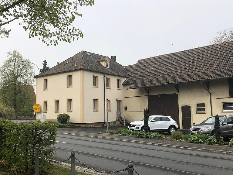 Das Jugendhaus an der Dreimühlenstraße/Bahnhofstraße in Gerolzhofen: Wie es dort künftig weitergeht, ist derzeit völlig offen.