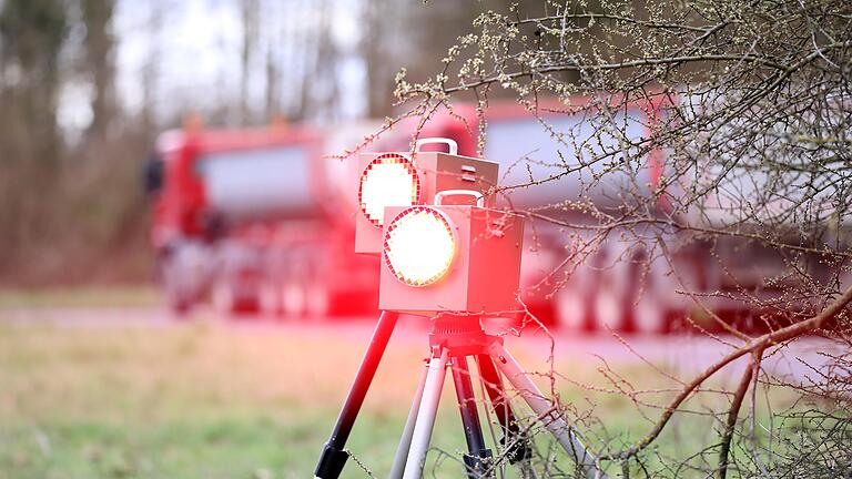 Blitzer erwünscht: Vor allem die Hauptstraße in Esselbach wird gern als Ausweichstrecke für LKW genutzt. Das belastet die Anwohner.&nbsp;&nbsp;